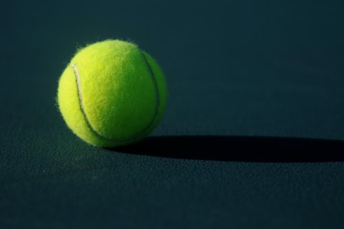 Recordage de raquette de tennis à proximité de Agde